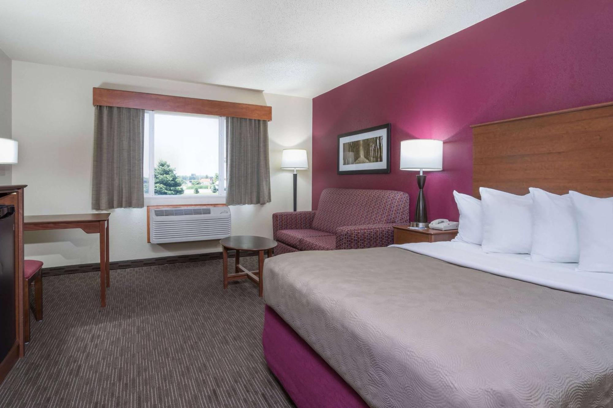 Americinn By Wyndham Baldwin Extérieur photo