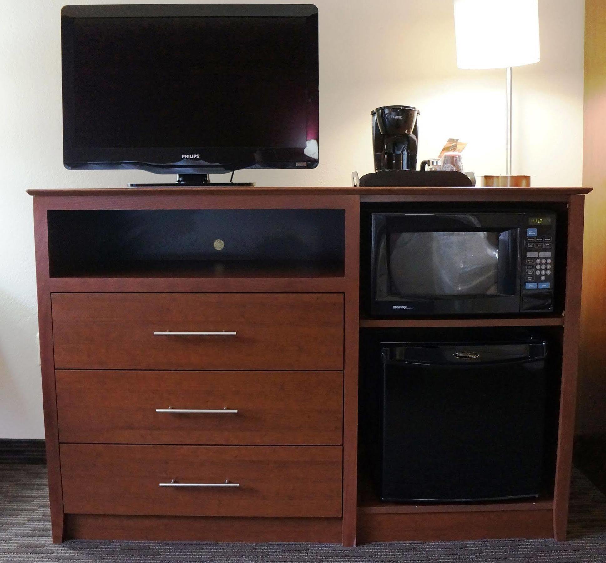 Americinn By Wyndham Baldwin Extérieur photo
